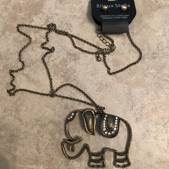 Jewelry - NWT Bronze Elephant Necklace and Earring Set
